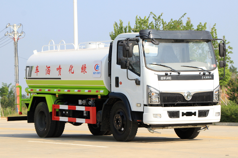 國六東風(fēng)大福瑞卡9.2噸灑水車(chē)