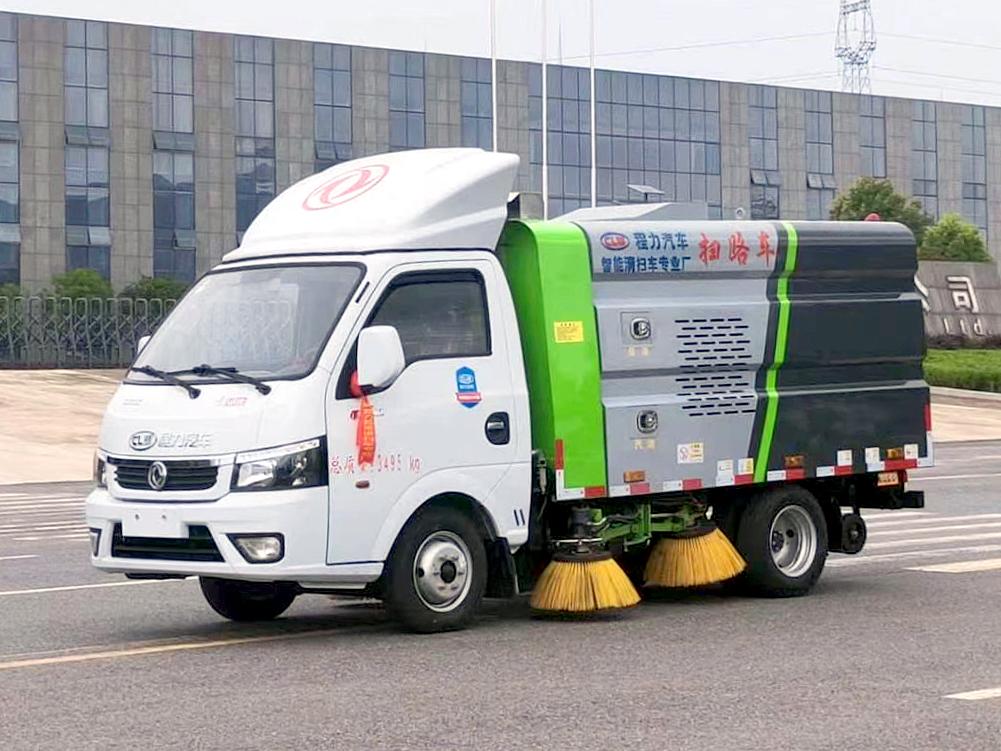 國六東風(fēng)途逸3方掃路車(chē)