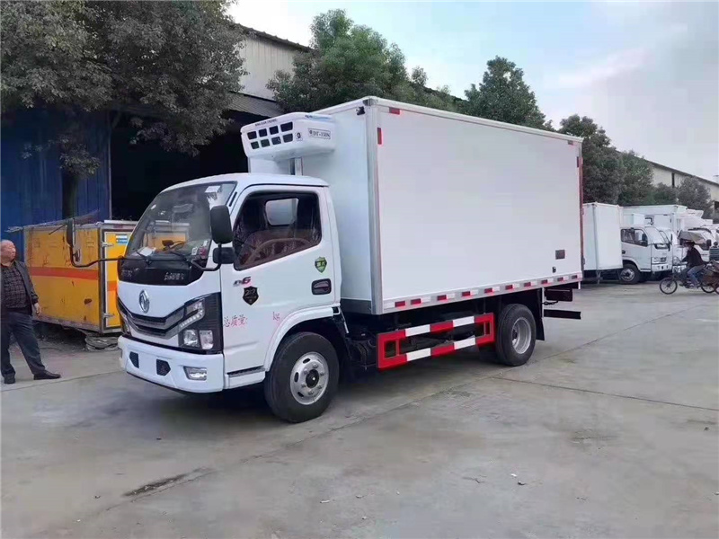 國六東風(fēng)多利卡4米2冷藏車(chē)