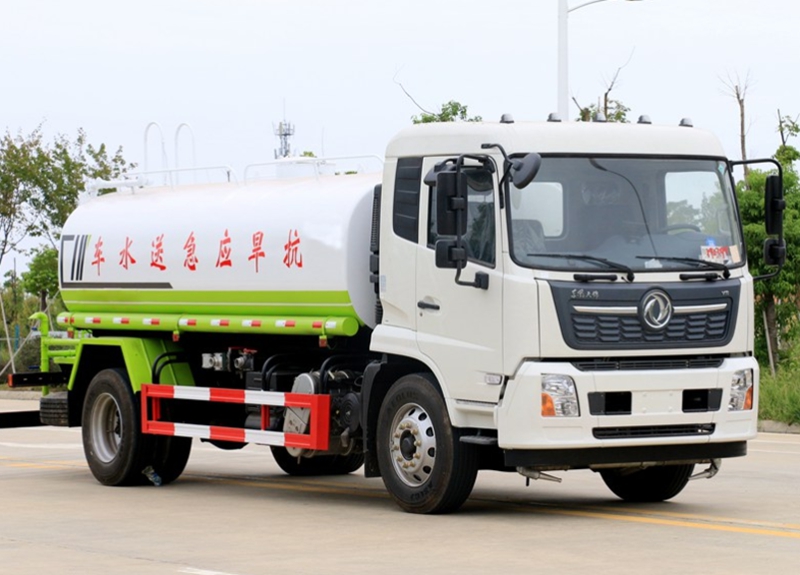 國六東風(fēng)天錦12噸灑水車(chē)
