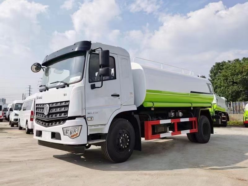 國六東風(fēng)新款K6 12-14方灑水車(chē)