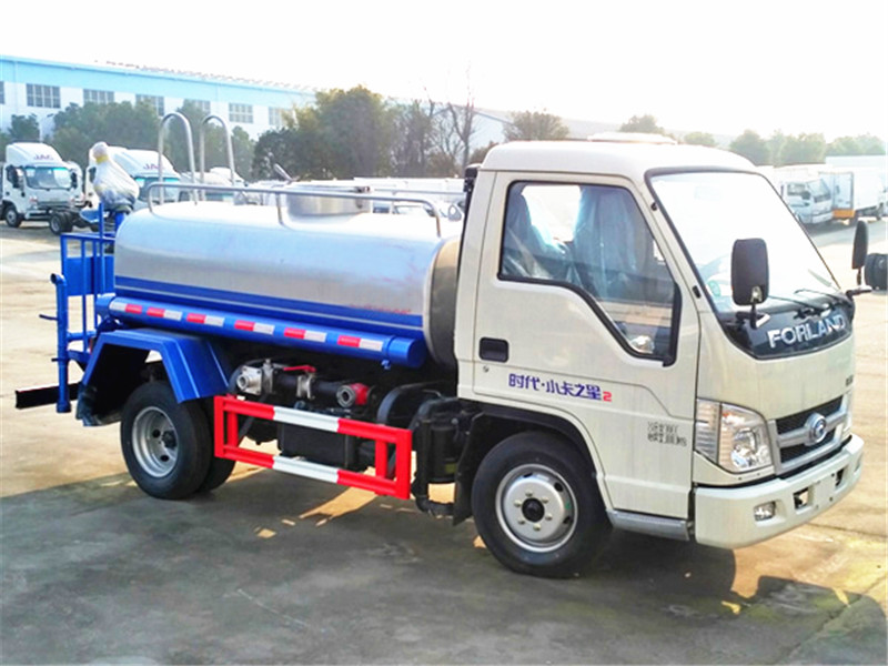 福田時(shí)代綠化噴灑車(chē)3噸